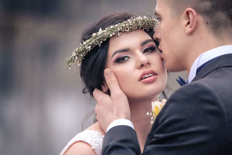 Miłość na wiosnę – stylizowana sesja fotograficzna